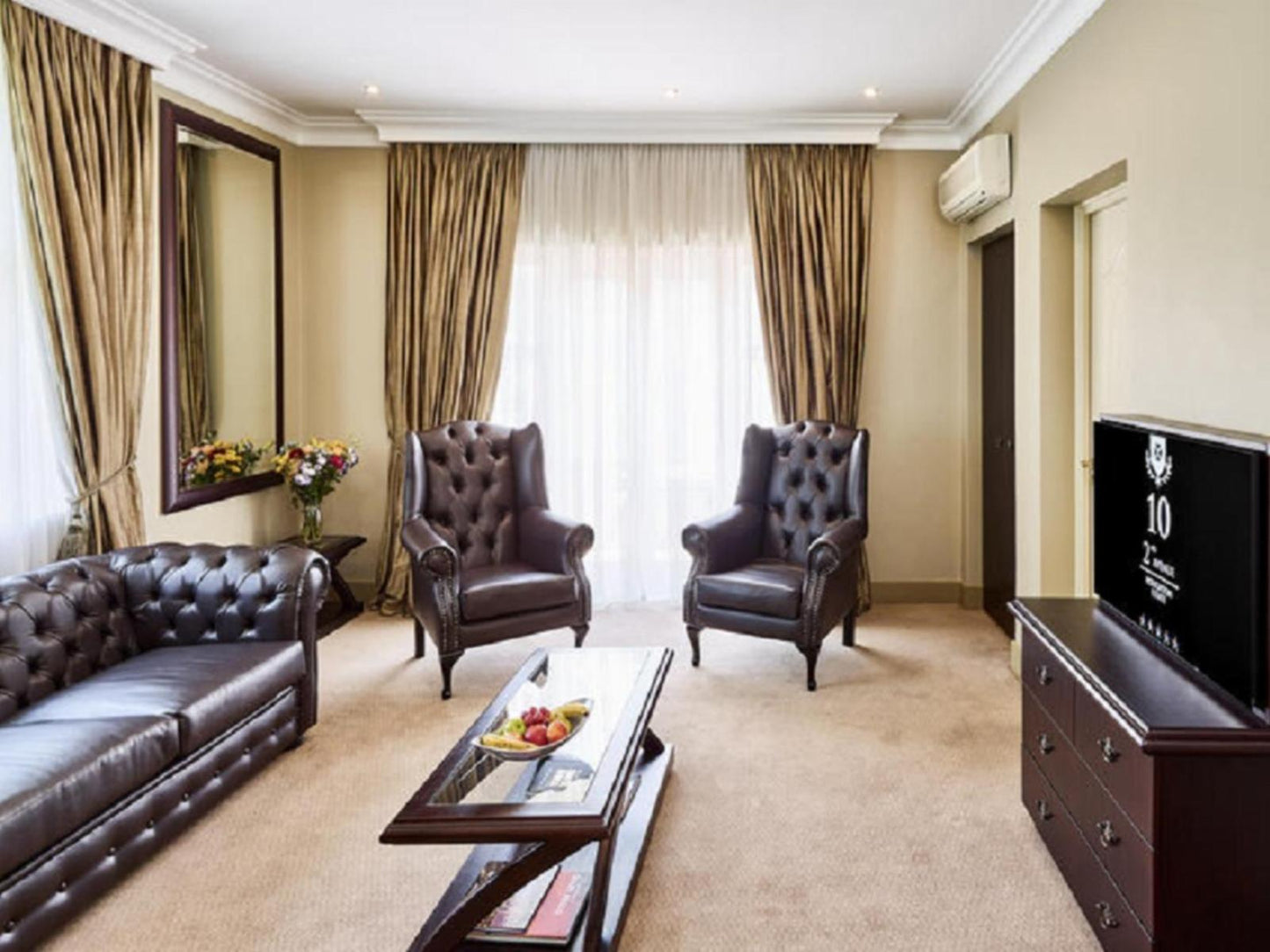 Presidential Suite @ 10 2Nd Avenue Houghton Estate