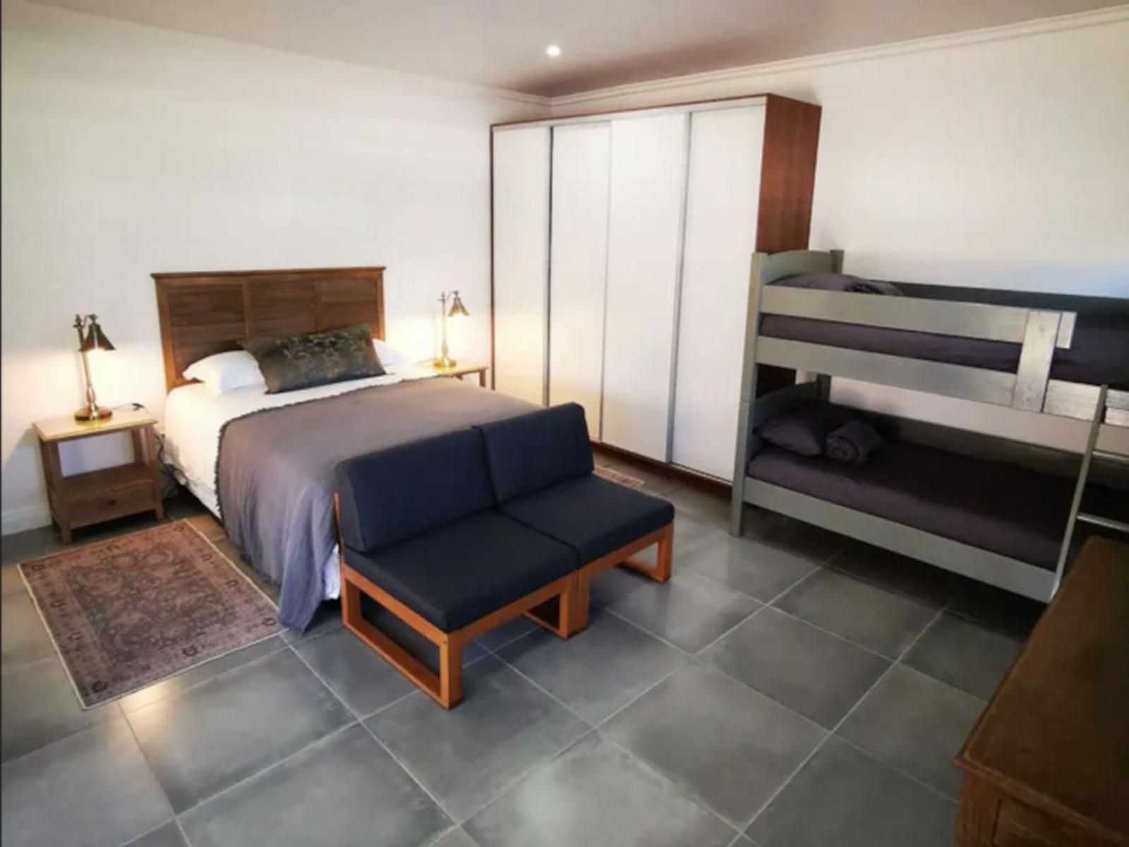 10 Jock Meiring Guesthouse, Self-catering Family Unit 1, Bedroom