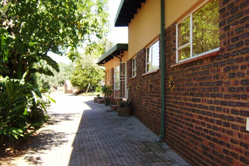 1010 Clifton Bed And Breakfast Lyttelton Centurion Gauteng South Africa House, Building, Architecture, Brick Texture, Texture