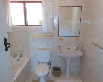 115 Nkwazi Drive Zinkwazi Beach Zinkwazi Beach Nkwazi Kwazulu Natal South Africa Unsaturated, Bathroom