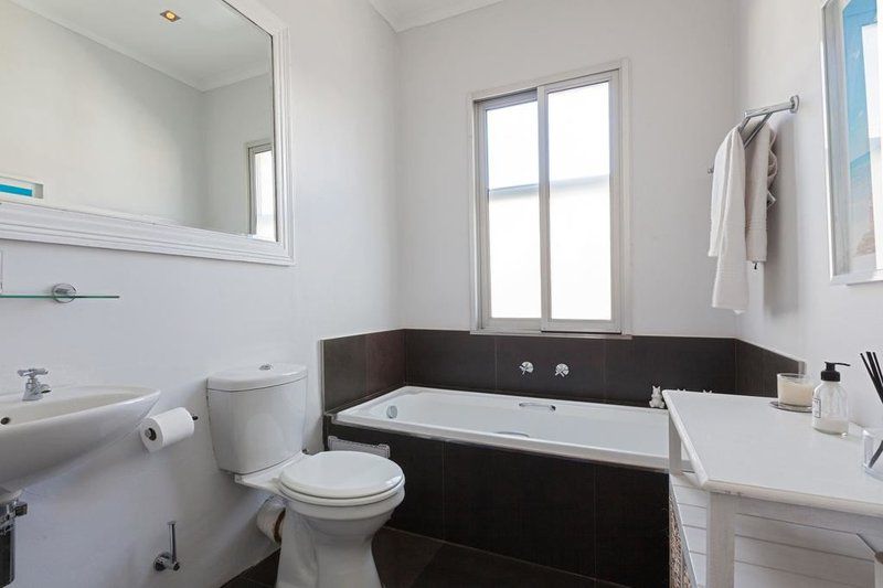 Polana Court 12 By Ctha Gardens Cape Town Western Cape South Africa Unsaturated, Bathroom