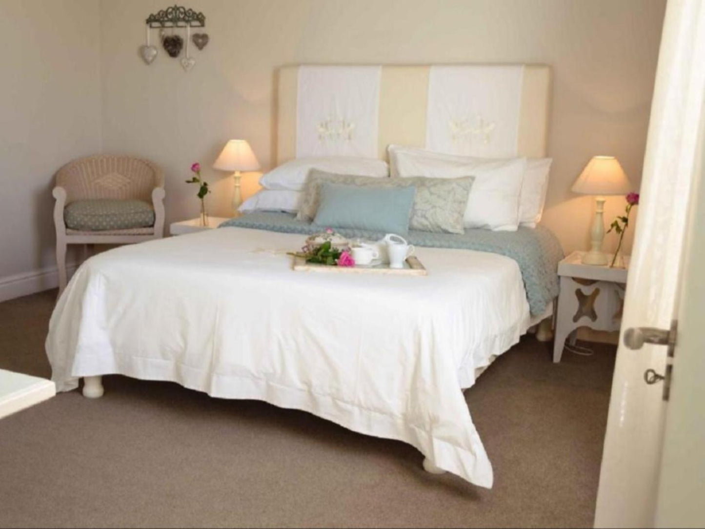 Periwinkle Room @ 138 Marine Beachfront Guest House