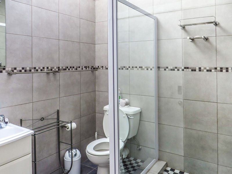 143 First Parkmore Johannesburg Gauteng South Africa Unsaturated, Bathroom