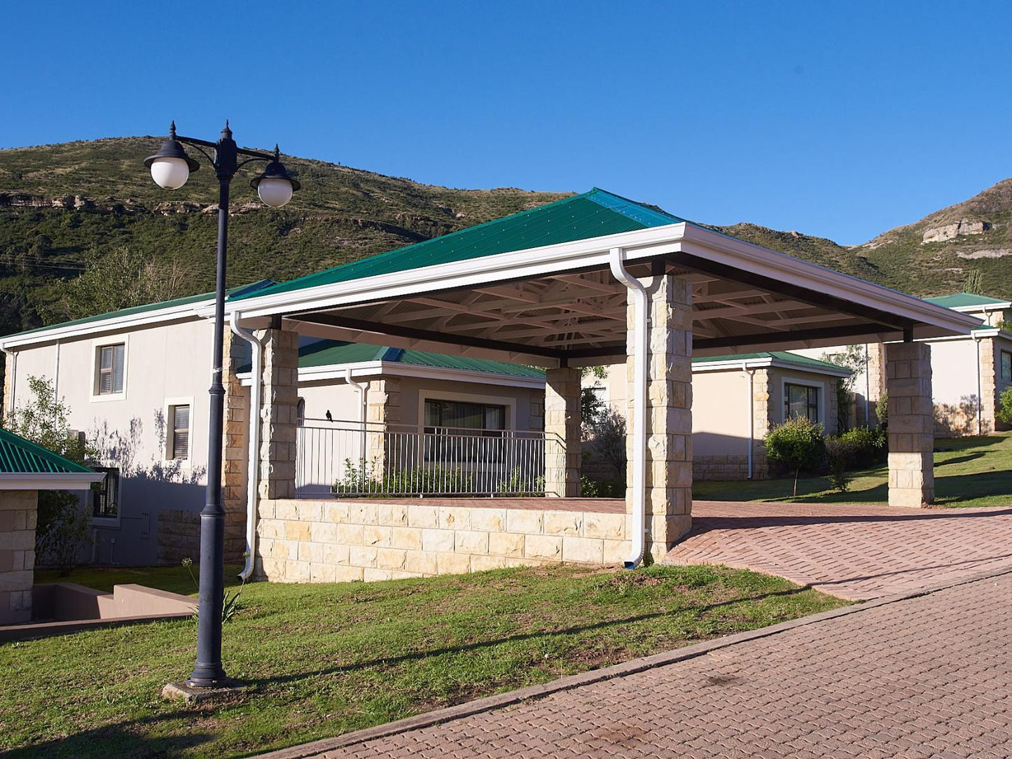 156 On Clarens, House, Building, Architecture