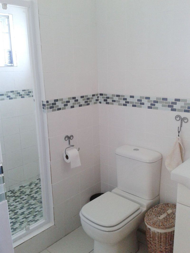 16 Chinaberry Holiday Home Wavescrest Jeffreys Bay Jeffreys Bay Eastern Cape South Africa Unsaturated, Bathroom