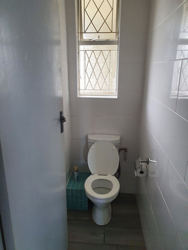 17 Ocean Gardens Ramsgate Beach Margate Kwazulu Natal South Africa Unsaturated, Bathroom