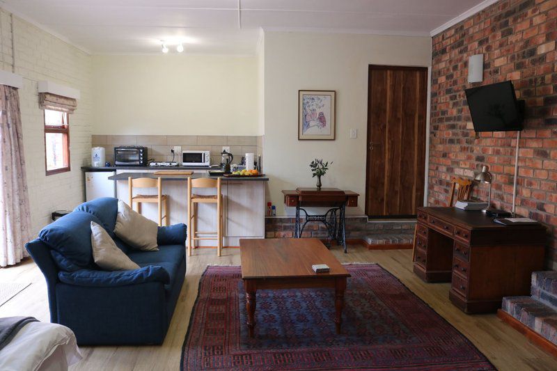 17 On Ilchester Somerset Heights Grahamstown Eastern Cape South Africa Living Room