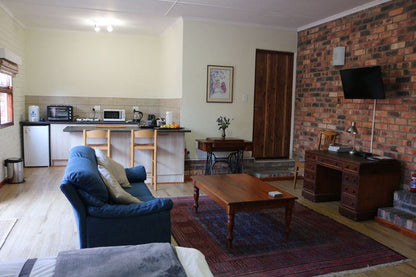 17 On Ilchester Somerset Heights Grahamstown Eastern Cape South Africa Living Room