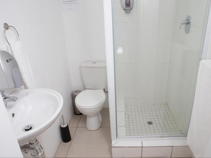 1St Class Manor Bandb Belgravia El East London Eastern Cape South Africa Colorless, Bathroom