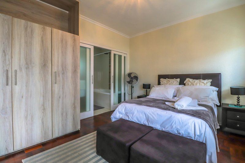 Eaton Square 2 By Ctha Green Point Cape Town Western Cape South Africa Bedroom