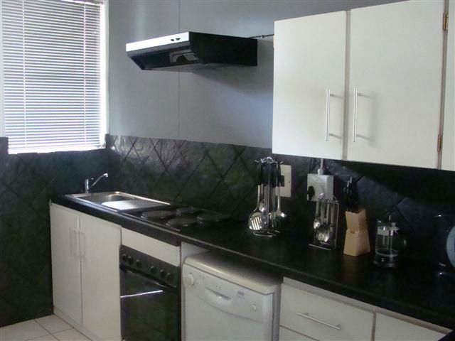 204 Bolton Hall Killarney Johannesburg Gauteng South Africa Unsaturated, Kitchen