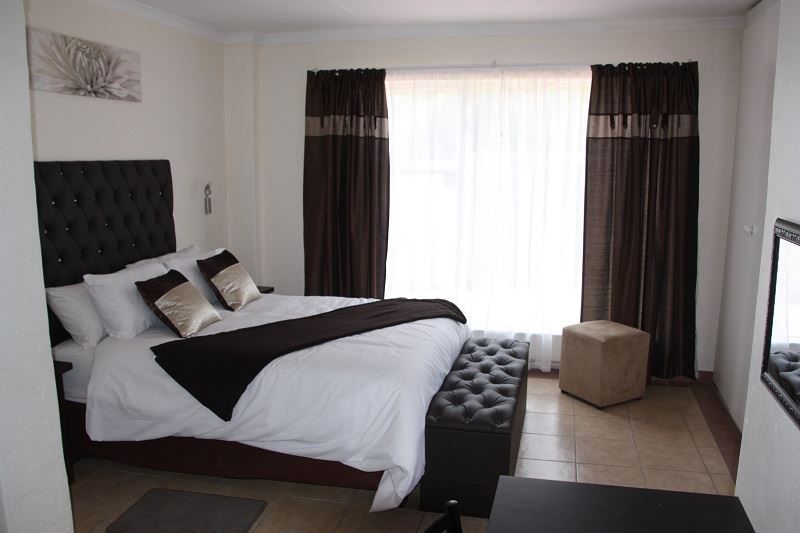 21 On Wright Parkrand Johannesburg Gauteng South Africa Unsaturated, Bedroom