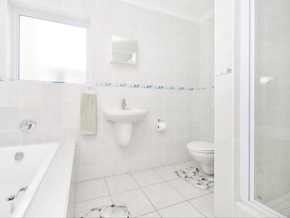 25 The Tides Struisbaai Western Cape South Africa Colorless, Bright, Bathroom