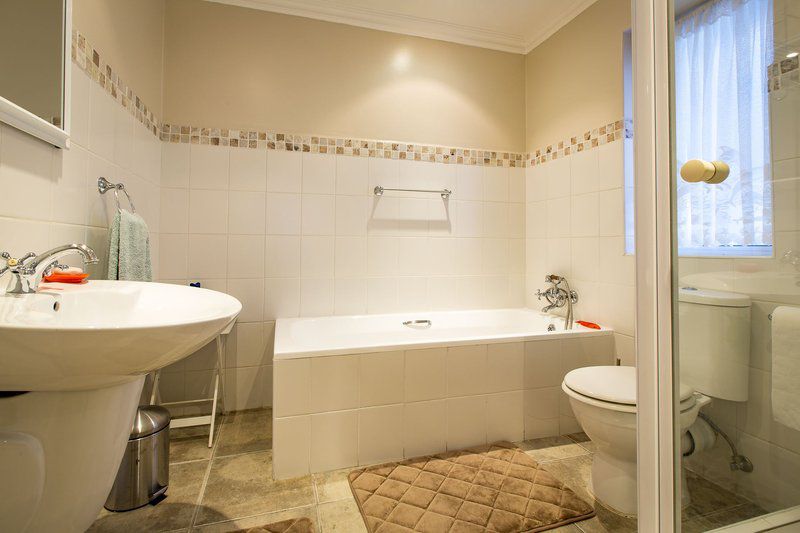 2 Agnar Mews West Hill Knysna Western Cape South Africa Bathroom