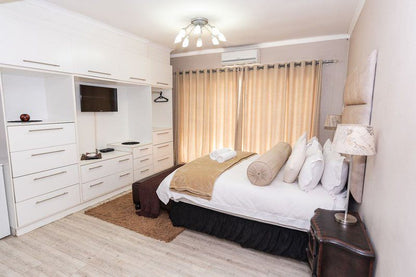2 Huttenheights Guestlodge By Ilawu Hutten Heights Newcastle Kwazulu Natal South Africa Bedroom