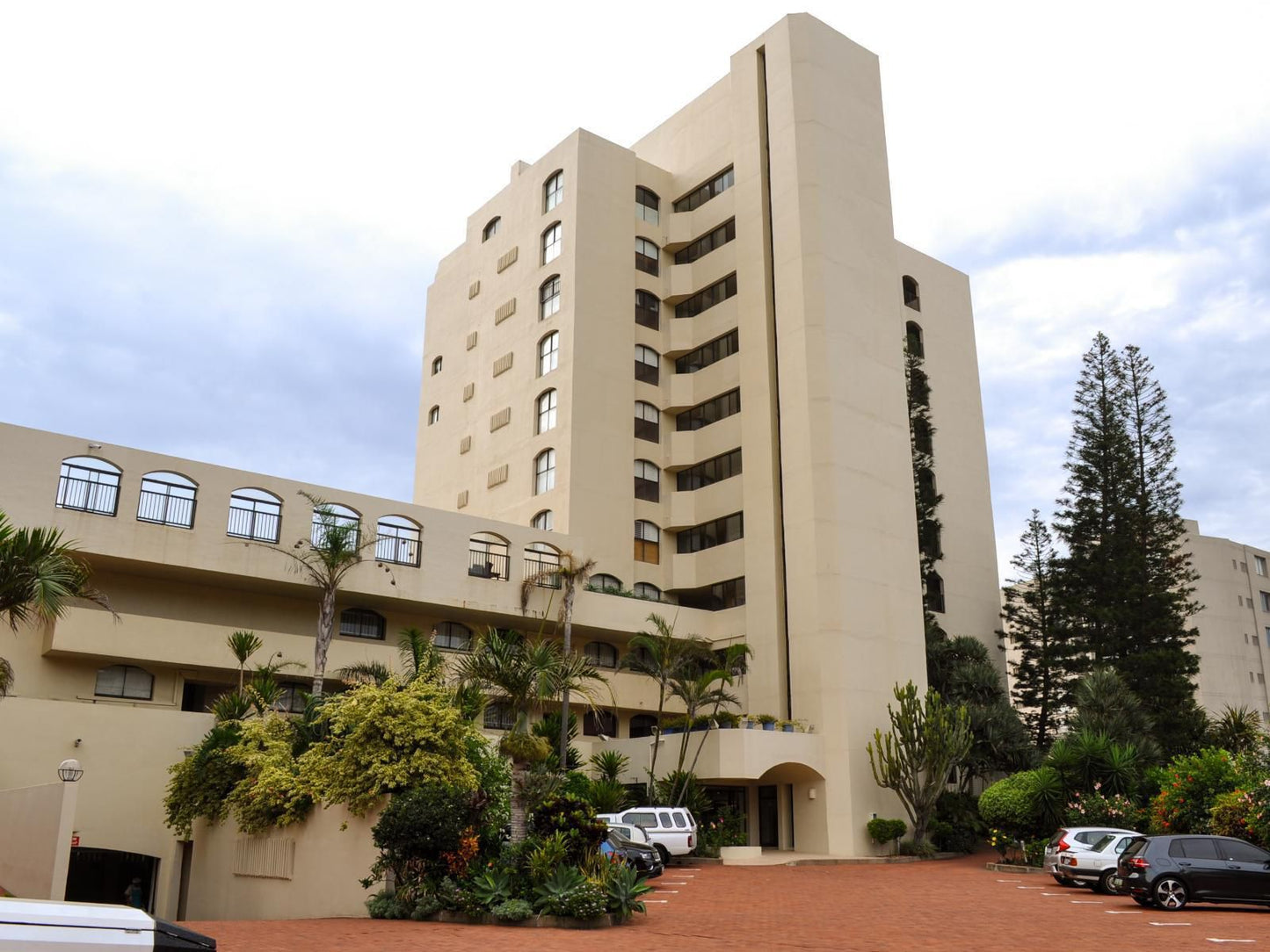 307 Bermudas Umhlanga Rocks Umhlanga Kwazulu Natal South Africa Building, Architecture, Palm Tree, Plant, Nature, Wood