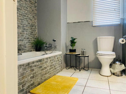 315 Menlyn Place Menlyn Maine Menlyn Pretoria Tshwane Gauteng South Africa Bathroom