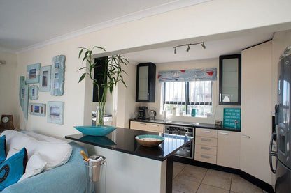 3 Palms Beach Villa Bloubergstrand Blouberg Western Cape South Africa Unsaturated, Kitchen
