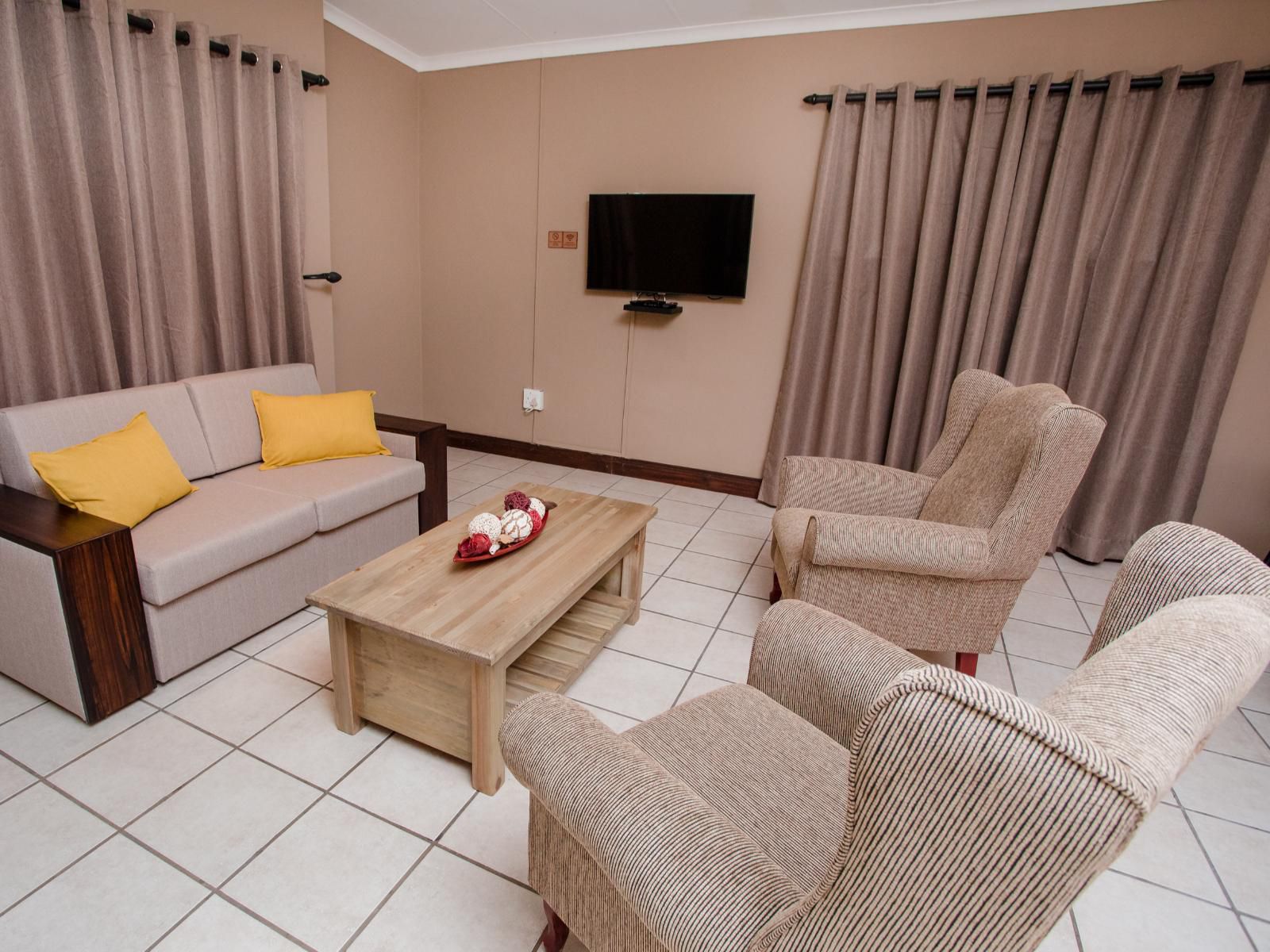 4 Gazelle Guesthouse The Rest 454 Jt Nelspruit Mpumalanga South Africa Living Room