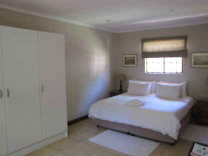 4 On Sengwe Place Gallo Manor Johannesburg Gauteng South Africa Unsaturated, Bedroom