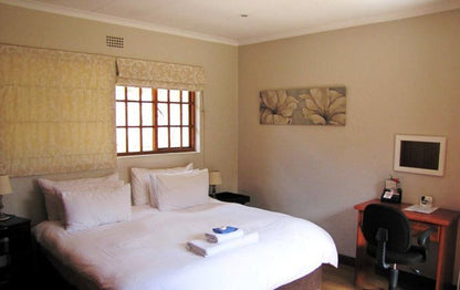 4 On Sengwe Place Gallo Manor Johannesburg Gauteng South Africa Bedroom