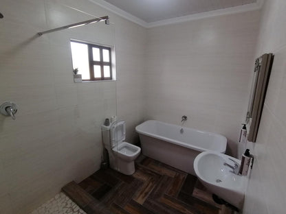 5 On Jameson Quigney East London Eastern Cape South Africa Unsaturated, Bathroom