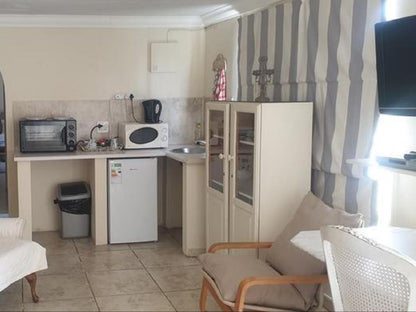 5Th Avenue Guest House Edenvale Johannesburg Gauteng South Africa Unsaturated, Kitchen