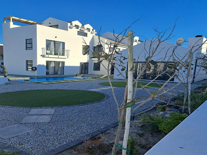 6 On Third, House, Building, Architecture, Palm Tree, Plant, Nature, Wood, Garden, Swimming Pool