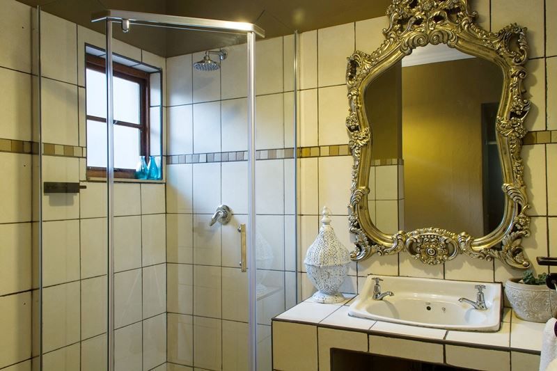 616 On Norval Guest Room Moreleta Park Pretoria Tshwane Gauteng South Africa Bathroom