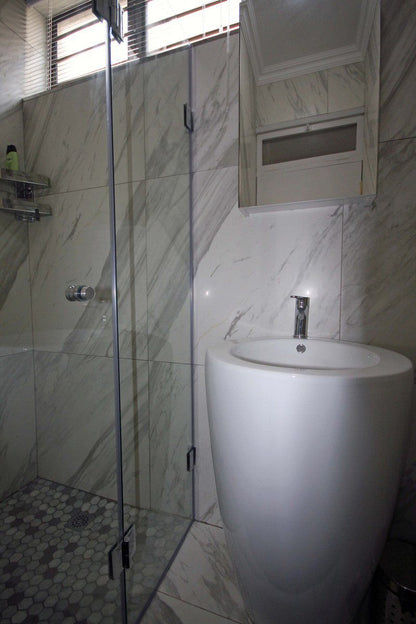6 Chakas Place Shakas Rock Ballito Kwazulu Natal South Africa Unsaturated, Bathroom