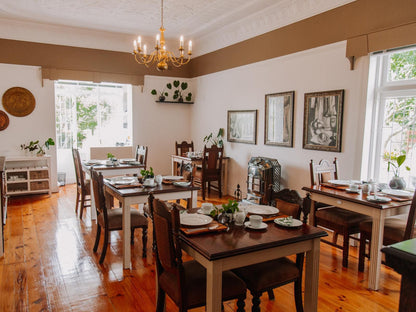 6Onkloof Guesthouse, Place Cover, Food, Living Room