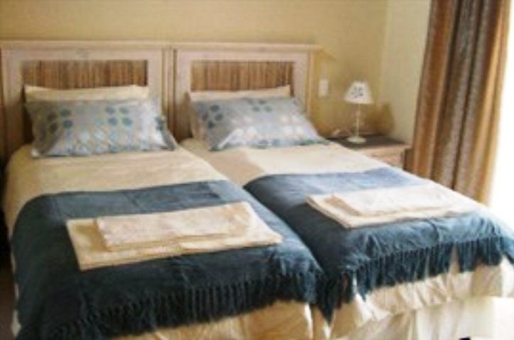 6 Village Falls Oubaai Golf Estate Herolds Bay Western Cape South Africa Bedroom