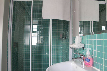 708 Flatrock Cape Town City Centre Cape Town Western Cape South Africa Bathroom