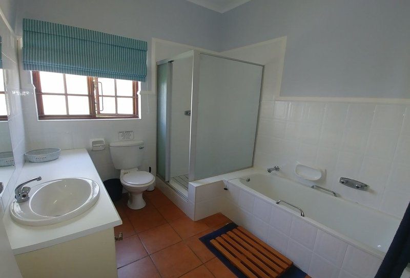 72 Nkwazi Drive Zinkwazi Beach Zinkwazi Beach Nkwazi Kwazulu Natal South Africa Selective Color, Bathroom