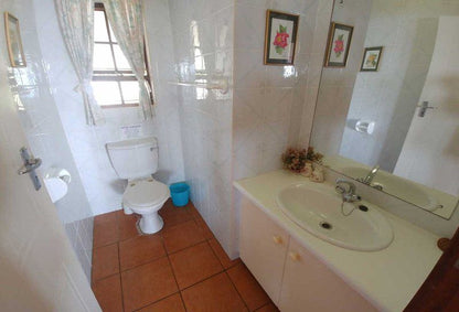 72 Nkwazi Drive Zinkwazi Beach Zinkwazi Beach Nkwazi Kwazulu Natal South Africa Bathroom