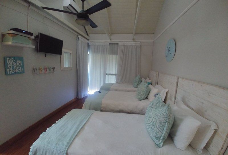 Happy Hideway 72A Nkwazi Drive Zinkwazi Beach Zinkwazi Beach Nkwazi Kwazulu Natal South Africa Unsaturated, Bedroom