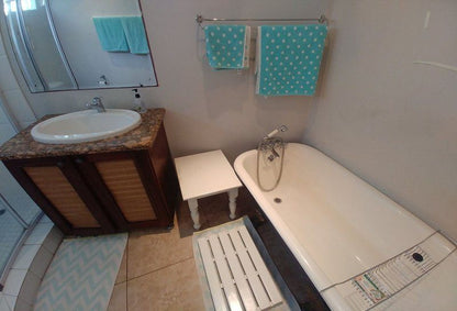 Happy Hideway 72A Nkwazi Drive Zinkwazi Beach Zinkwazi Beach Nkwazi Kwazulu Natal South Africa Bathroom