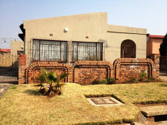 768 Bergroos Noordgesig Soweto Gauteng South Africa Colorful, House, Building, Architecture