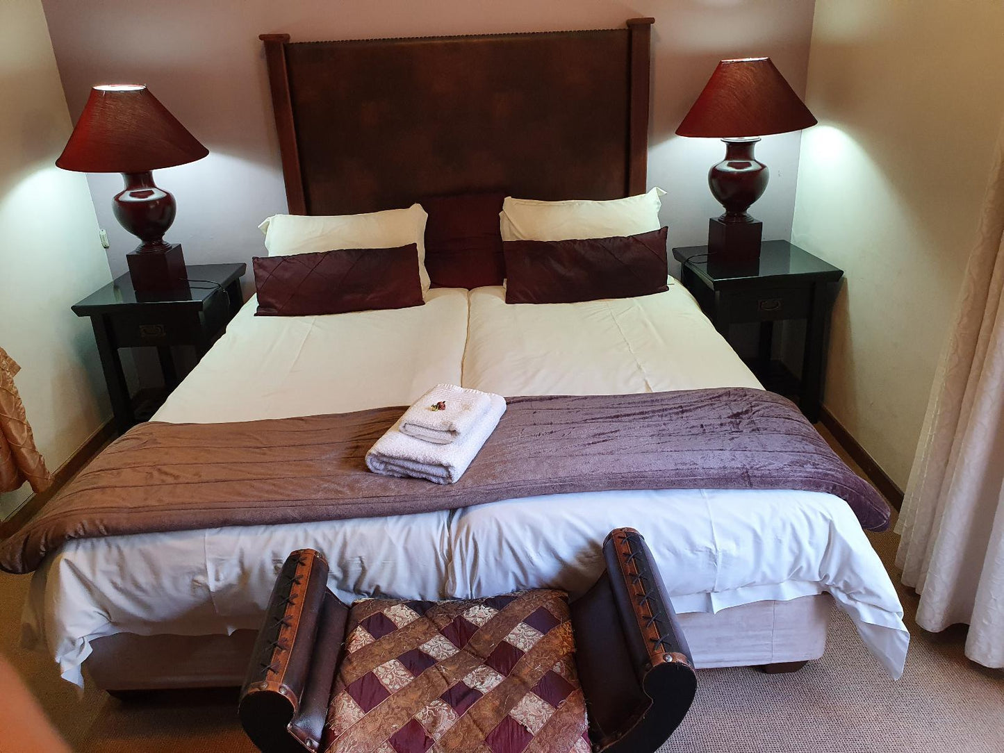 Luxury Double Room @ 7Th Street Guesthouse