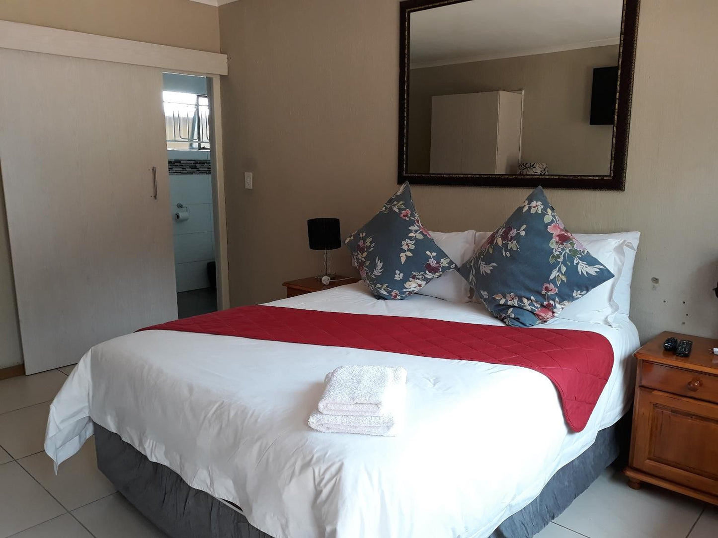 8 Ibis Lane Guest House Fourways Johannesburg Gauteng South Africa Bedroom
