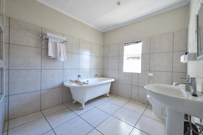 84 On 4Th Melville Johannesburg Gauteng South Africa Unsaturated, Bathroom