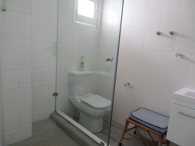 87 On Marine Bottom Floor Apartment Struisbaai Western Cape South Africa Unsaturated, Bathroom