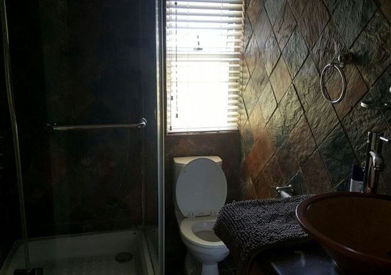 9 La Roche Self Catering Summerstrand Port Elizabeth Eastern Cape South Africa Bathroom