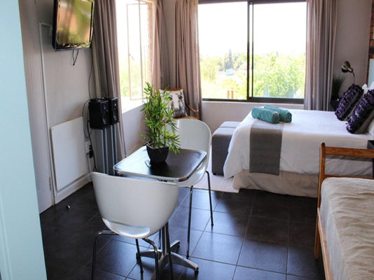 Luxury Self-Catering Apartments @ 94Onwild