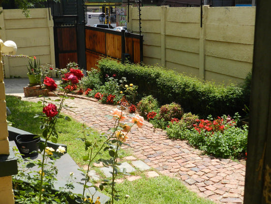 9Th Street Lodge Orange Grove Johannesburg Gauteng South Africa Flower, Plant, Nature, House, Building, Architecture, Rose, Garden