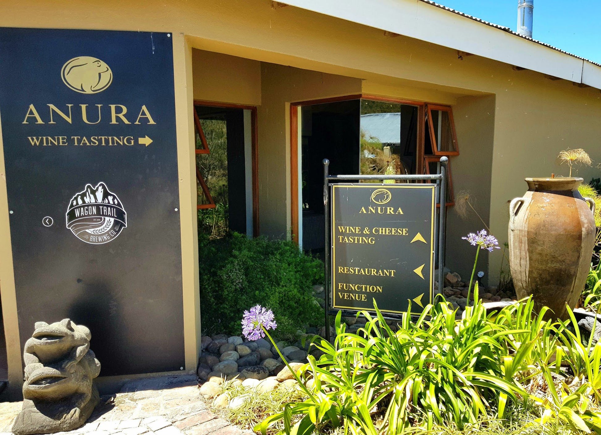  Anura Vineyards