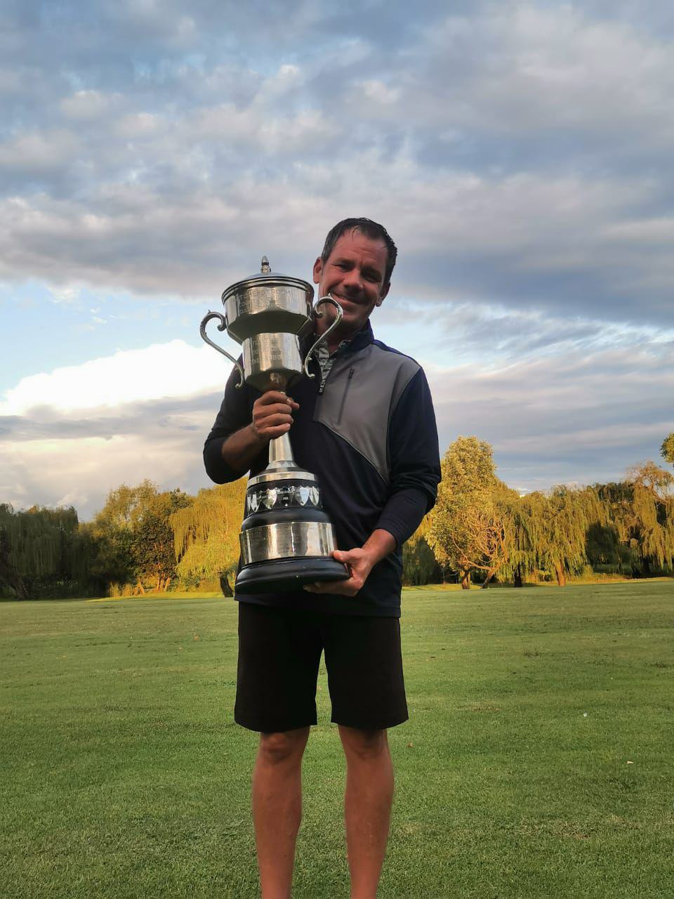 Ball Game, Sport, Golfing, Person, Ball, Face, One Face, Portrait, Frontal Face, Male, Adult, Smile, Eyes Closed, Potchefstroom Country Club, Mooi River Avenue, Potchefstroom, 2520