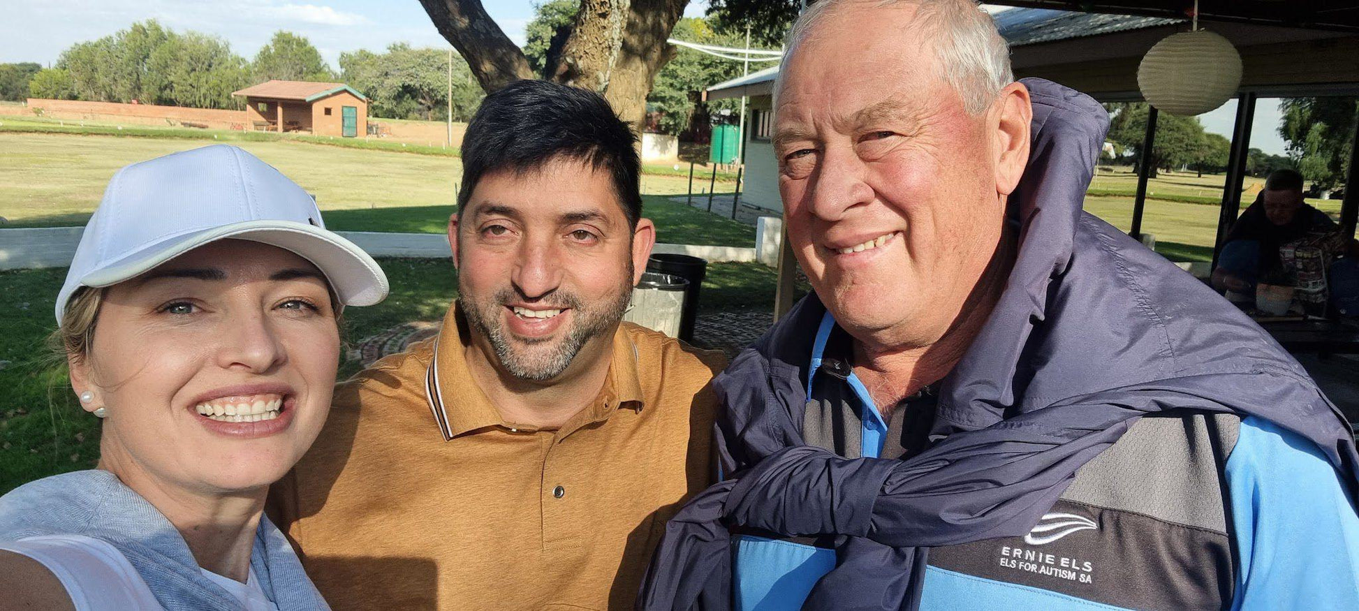 Ball Game, Sport, Golfing, Person, Face, Group, Three Faces, Frontal Face, Male, Smile, Eyes Closed, Elderly, Female, Adult, Eyes Open, Beard, Hoopstad, Hoopstad