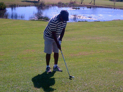 Ball Game, Sport, Golfing, Person, Portrait, Kneeling, Amphitheatre Golf Course, Clifford Chambers