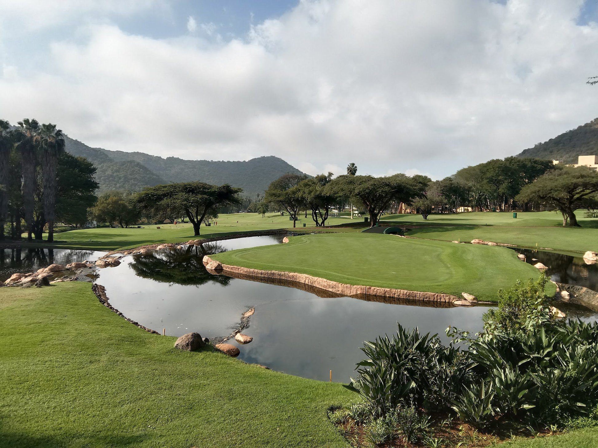 Ball Game, Sport, Golfing, The Gary Player Golf Course and Country Club, Sun City Resort, Sun City, 0316